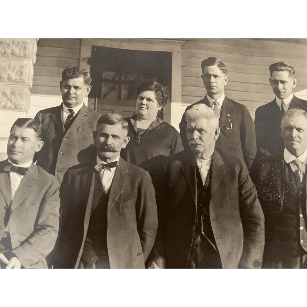 VINTAGE Matted 8X10 Black and White PHOTOGRAPH -  TOWN LEADERS ON THE PORCH - Picture 4 of 10